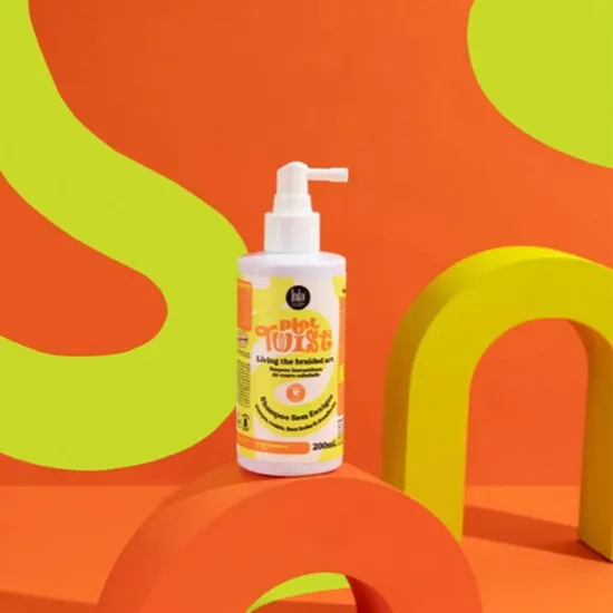 Lola Plot Twist Living The Braided Art Shampoo 200ml