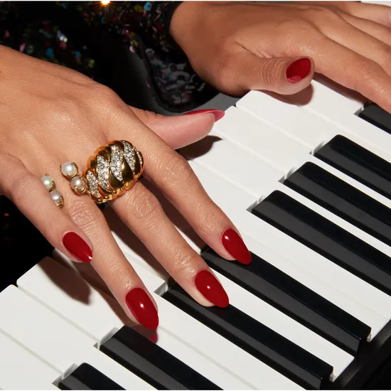 CND Vinylux Devil Red 15ml