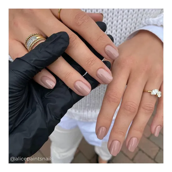 CND Vinylux We Want Mauve 15ml