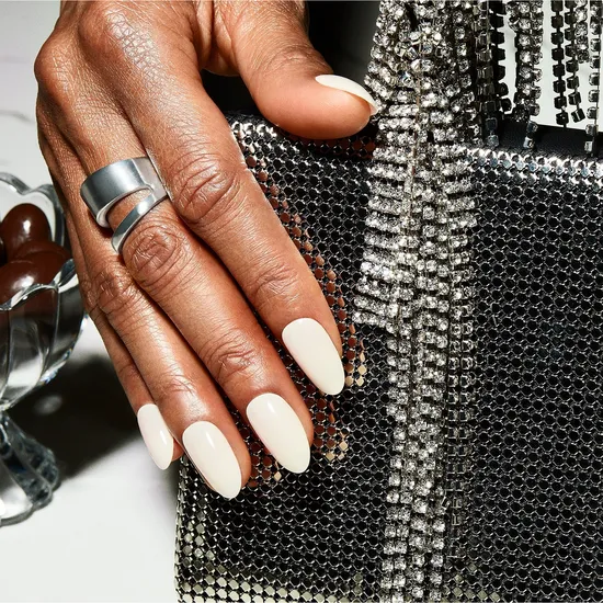 CND Vinylux White Button Down 15ml