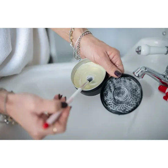 Donna May London Makeup Brush Cleaner Kit