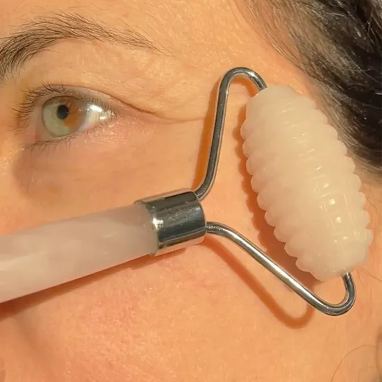 Baie Botanique Rose Quartz Dual Action Roller