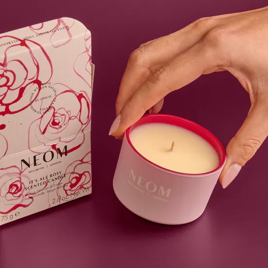 Neom Organics Wellbeing It's All Rosy Travel Candle 75g