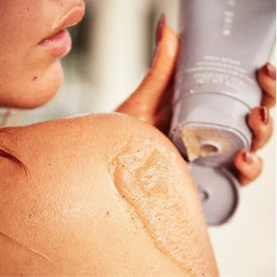Fenty Beauty Fenty Skin Buff Ryder Exfoliating Body Scrub