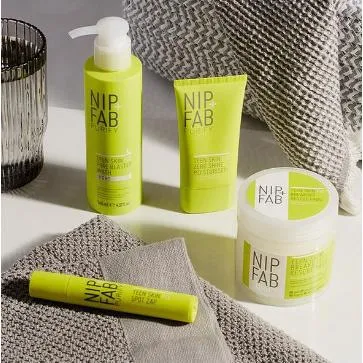 NIP+FAB Teen Skin Fix Breakout Rescue Pads x 60