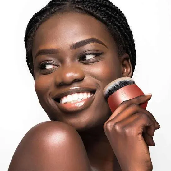 Real Techniques Foundation Blender