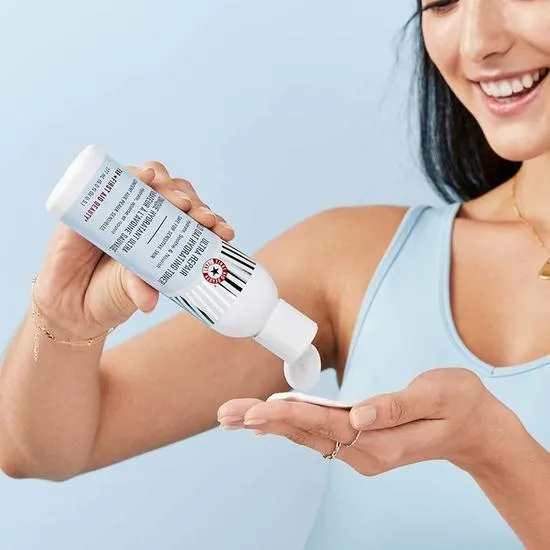 First Aid Beauty Ultra Repair Wild Oat Hydrating Toner 180ml