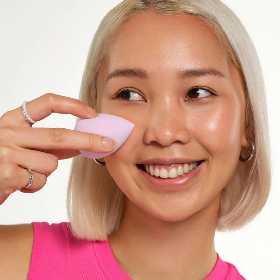 essence Makeup & Baking Sponge 01 Dab & Blend