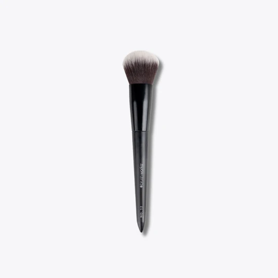 Brushworks No. 12 Blush Brush