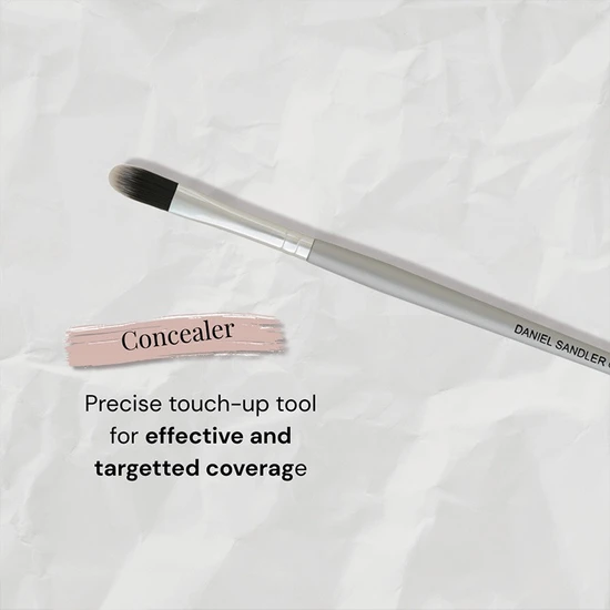 Daniel Sandler Concealer Brush