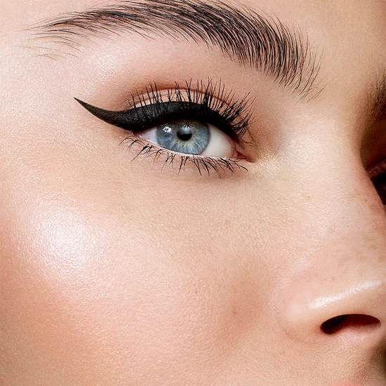 delilah Gel Brow & Eyeliner Ebony