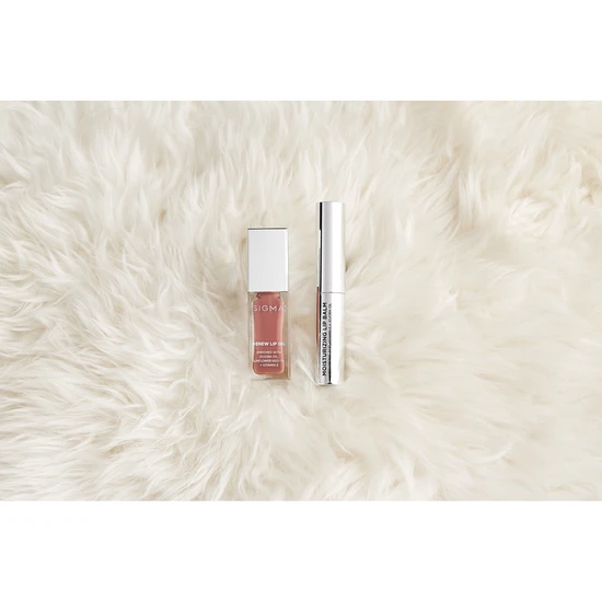 Sigma Beauty Winter Romance Wonderland Holiday Collection Snow Kissed Lip Duo