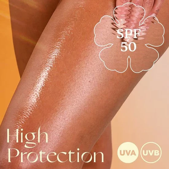 Hawaiian Tropic Hydrating Protection Sunscreen Lotion Spray 50SPF 220ml