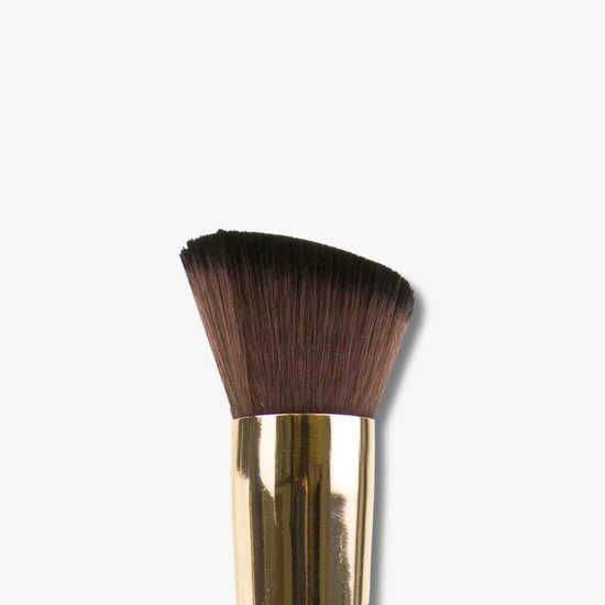 L.A. Girl Pro Angled Buffer Brush