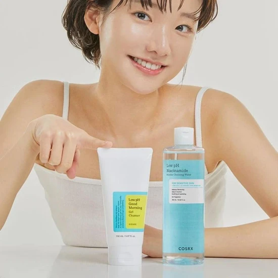 CosRx Low pH Niacinamide Micellar Cleansing Water 400ml