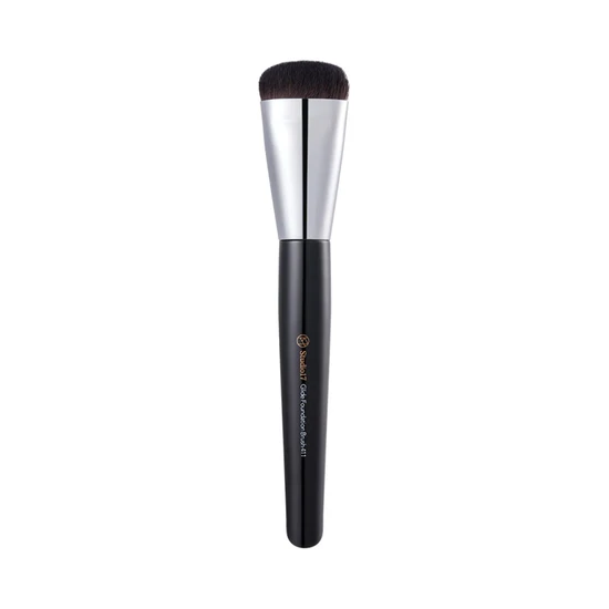 STUDIO17 Glide Foundation Brush 411