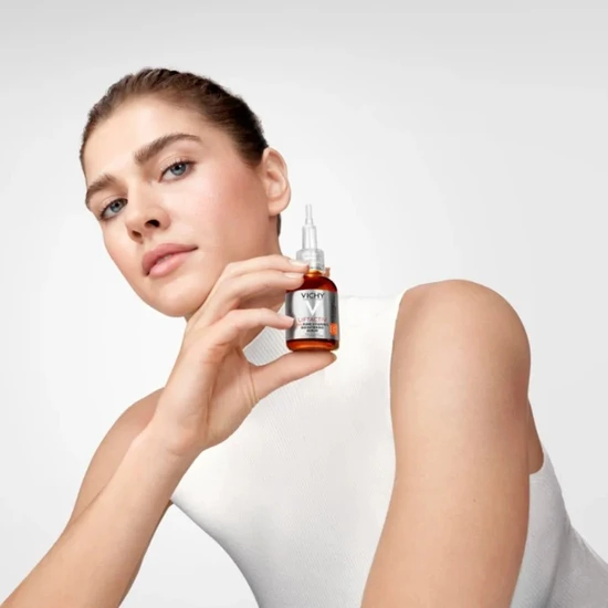 Vichy Supreme 15% Vitamin C Brightening Skin Corrector Serum 20ml