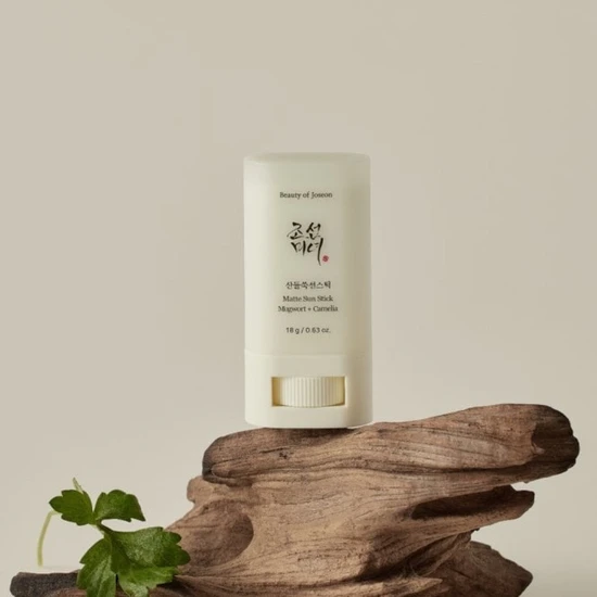 Beauty of Joseon Matte Sun Stick Mugwort + Camellia SPF 50+ 18g