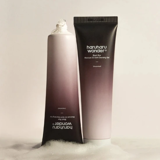 Haruharu Wonder Black Rice Moisture 5.5 Soft Cleansing Gel 100ml