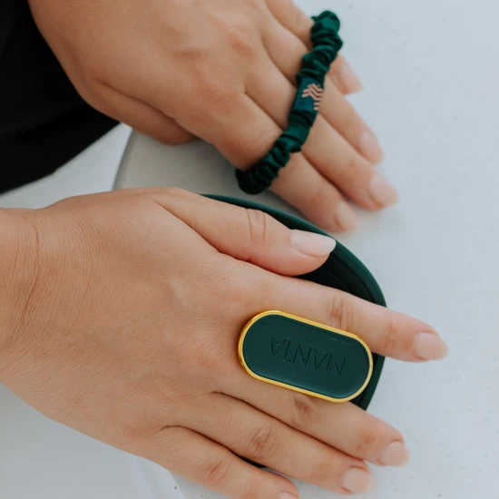 Manta Holly Green Hair Brush Limited Edition