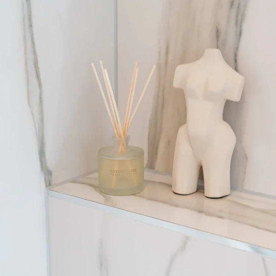 Rathbornes 1488 Dublin Tea Rose, Oud & Patchouli Scented Reed Diffuser