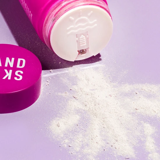 Sand & Sky Australian Glow Berries Enzyme Powder Exfoliator