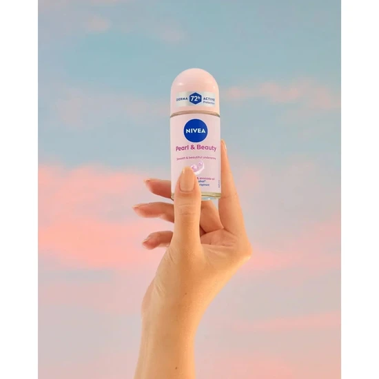 Nivea Pearl & Beauty 72h Anti-Perspirant Roll-On 50ml