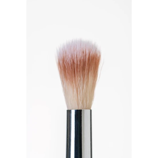 Glisten Cosmetics Blending Brush B3