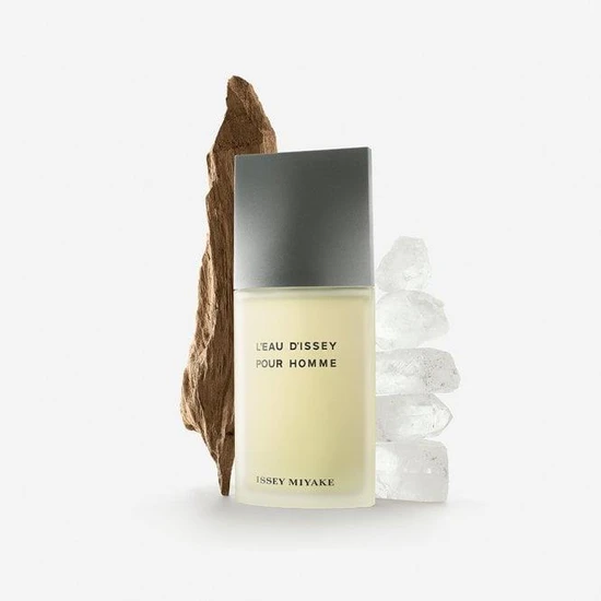 Issey Miyake L'eau Pour Homme Men's Gift Set 75ML Eau De Toilette + 50ML Shower Gel