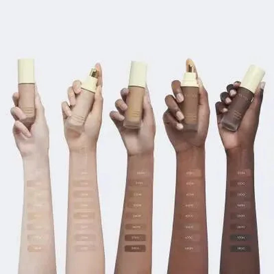 Gucci Eternite De Beaute Matte Foundation Fair #112c