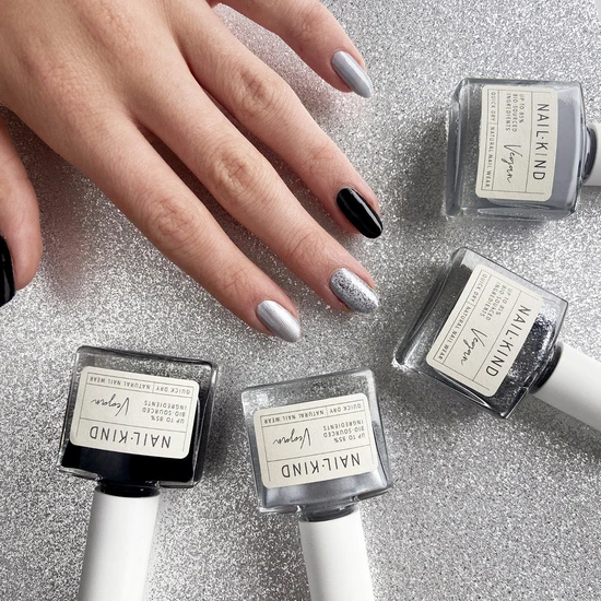 NailKind It's Complicated Black