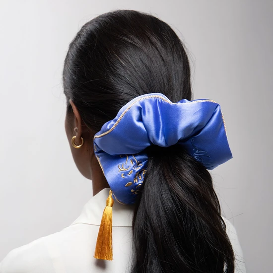 Drowsy Magic Carpet Padded Scrunchie