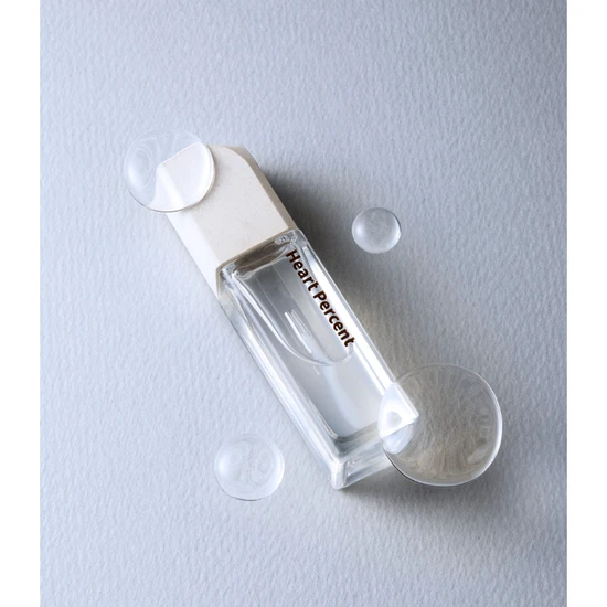 Heart Percent Commas On Life Essential Lip Essence #101 Lullaby