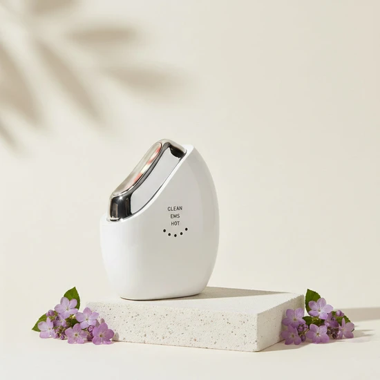 Erth Skin London Advanced Led Youth Glow Ems Sculptor