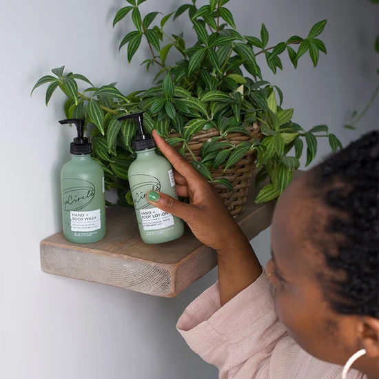 UpCircle Beauty Hand + Body Wash With Lemongrass + Kiwi Water 250ml