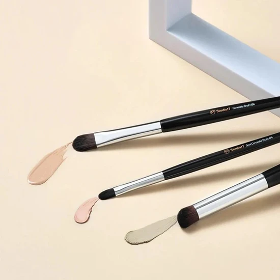 STUDIO17 Corrector & Concealer Brush 482