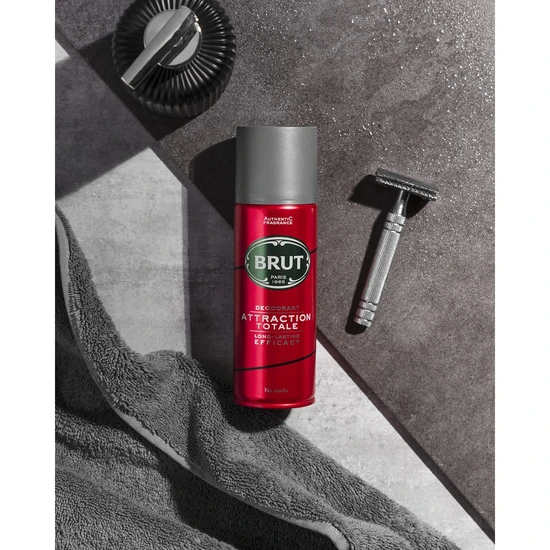 Brut Attraction Totale Deodorant Spray 200ml
