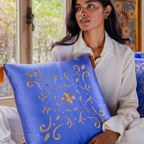 Drowsy Magic Carpet Cushion Cover