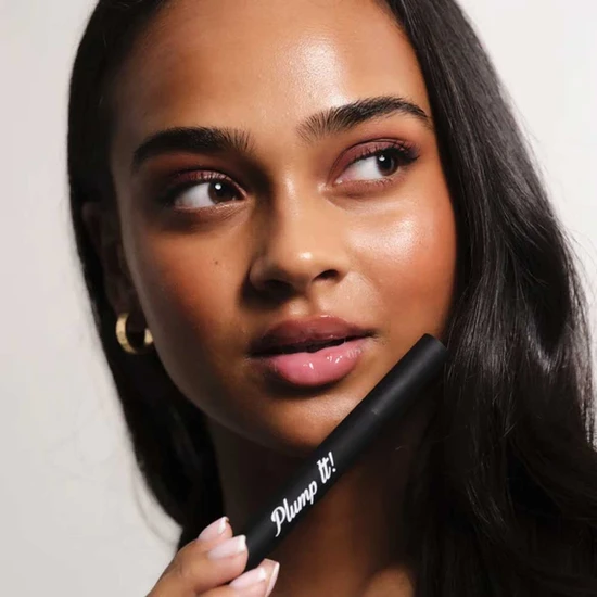 Plump It! Hyaluronic Lip Plumper