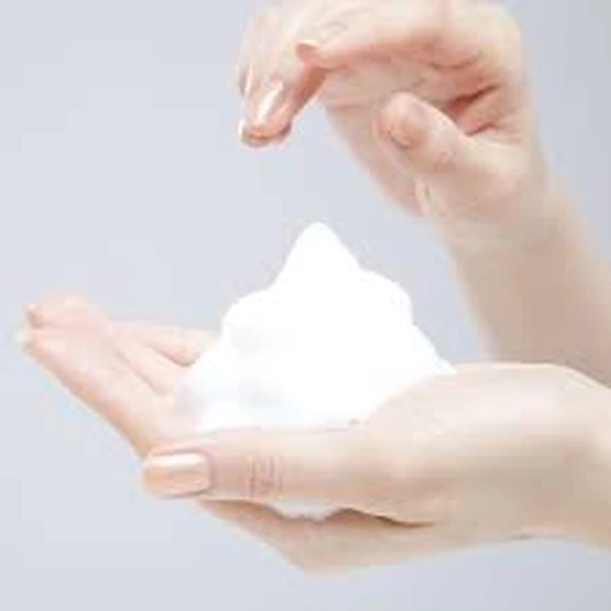 Dear Klairs Rich Moist Foaming Cleanser 100ml