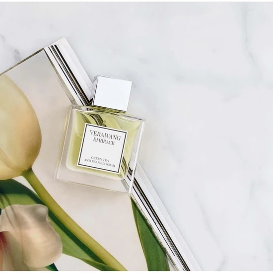 Vera Wang Embrace Green Tea & Pear Blossom Eau De Toilette 30ml