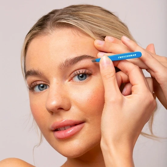 Tweezerman Mini Slant Tweezer Bahama Blue