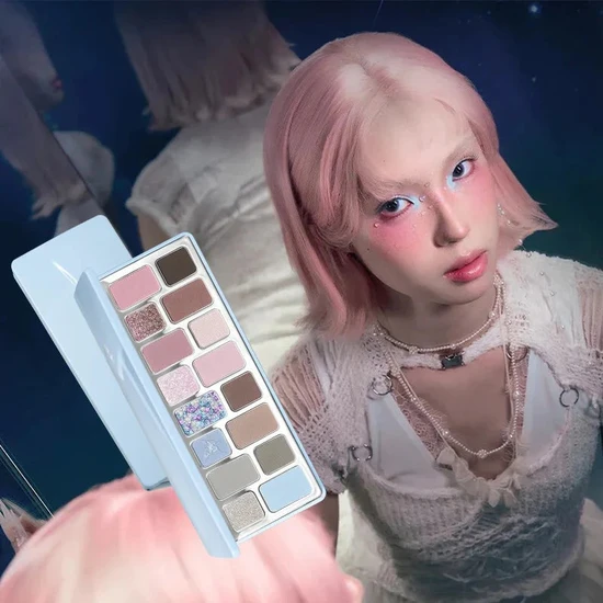 Glisten Cosmetics Dream Catcher Eyeshadow Palette Cheeryep