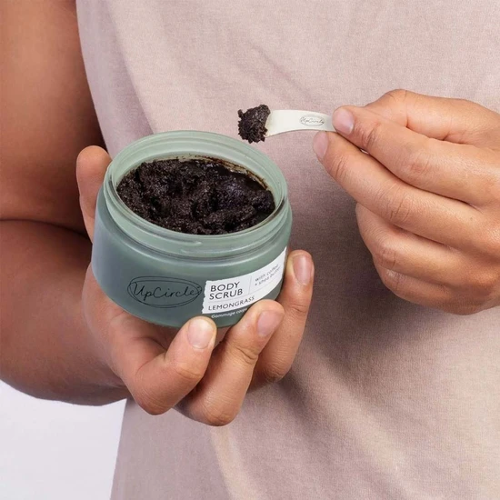 UpCircle Beauty Coffee Body Scrub With Lemongrass 220ml