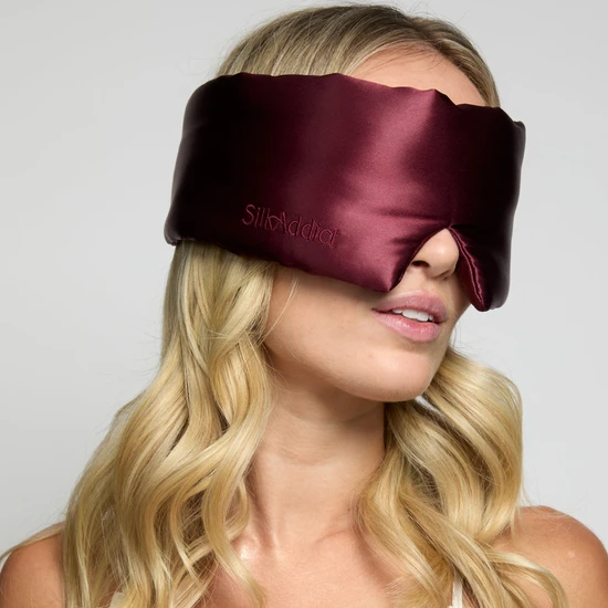 Silk Addict Weighted Mulberry Silk Sleep Mask Berry