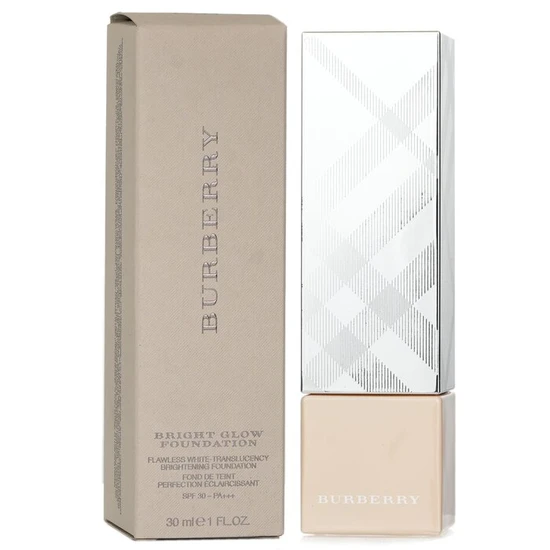 BURBERRY Bright Glow Flawless White Translucency Brightening Foundation SPF 30 No. 32 Honey