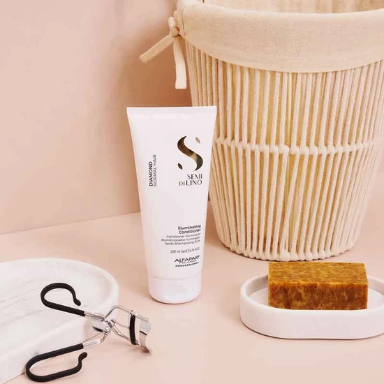 Alfaparf Semi Di Lino Diamond Illuminating Conditioner For Dull Hair