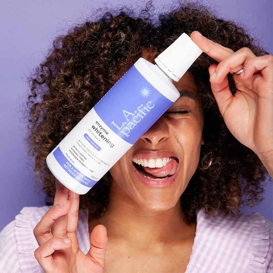 L.A. Pacific Enzyme Whitening Mouthwash 500ml