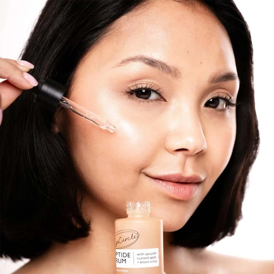 UpCircle Beauty Winter Glow Duo Festive Bauble
