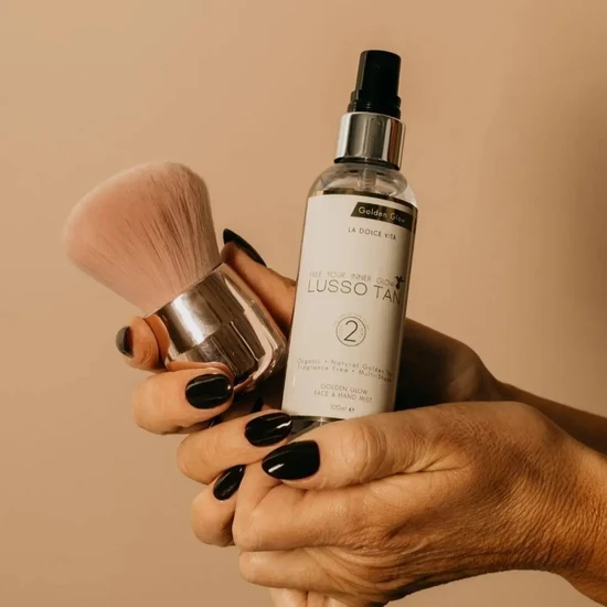 Lusso Tan Sunless Tanning Mist Brush